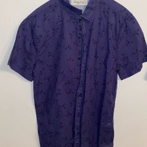Package deal, 2 Men’s Button Downs